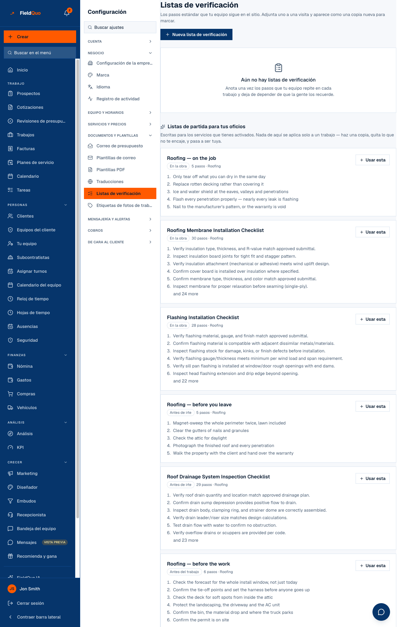 Configuración → Listas de verificación — sus propias listas con su fase y número de pasos, luego las listas de partida para sus oficios.