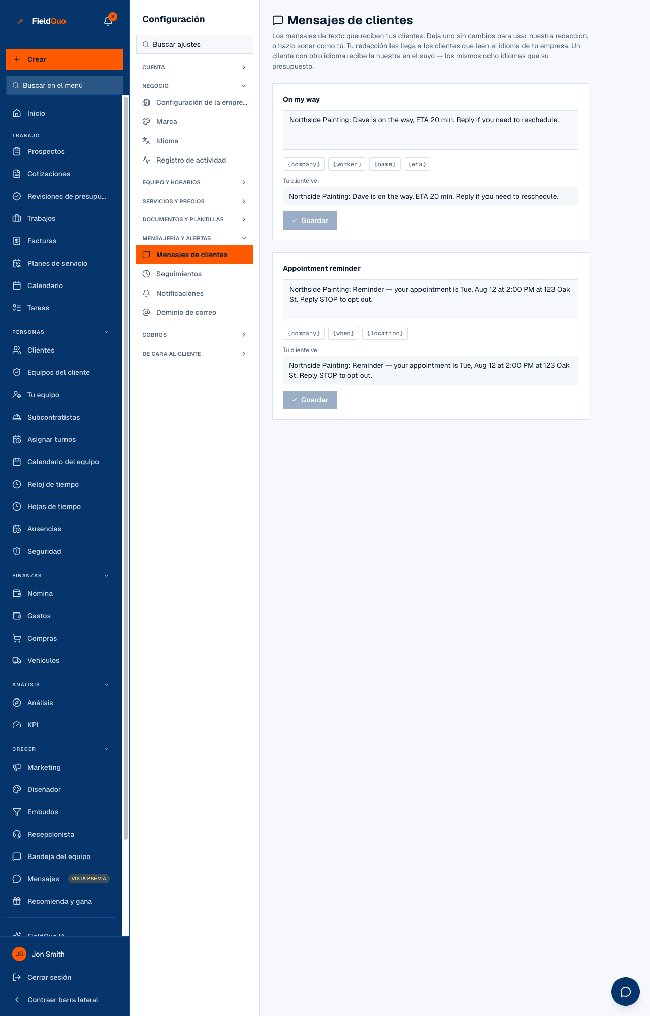Configuración → Mensajes de clientes — el editor Voy en camino con sus fichas de campo y la vista previa Tu cliente ve.